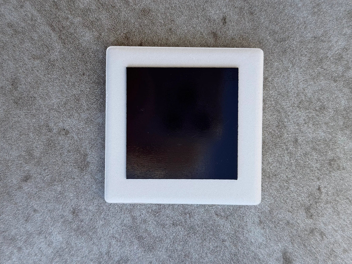 Personalisierter Keramikmagnet mit Wunschort und Wunschjahr