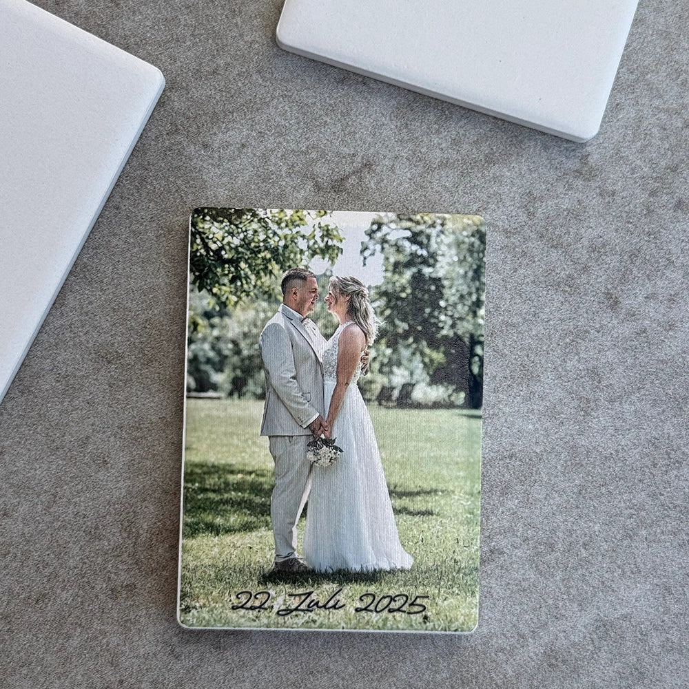 Personalisierter Keramikmagnet mit Wunschfoto und Schriftzug